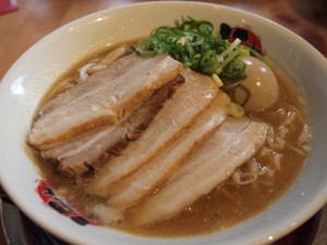 大歩危WEST・「にし利」の「徳島ラーメン」_濃厚美味！！