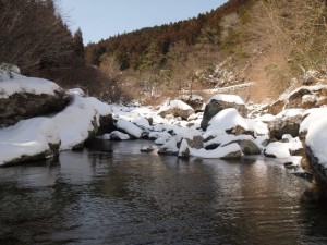 20番・西山広場(竹の畝)上流のプール_0216'2104