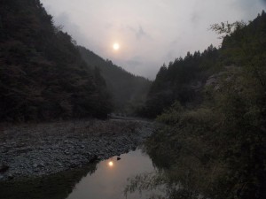 夕刻の14番・一号(旧)堰堤上_0412'2014