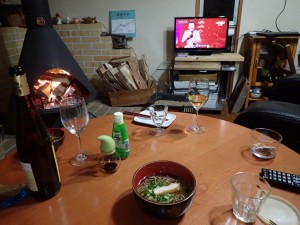 酒精もタップリ呑んだし．．．さて「年越し蕎麦」と．．そしたら「紅白」にサザンが・・Ｇｏｏｄ！！の大晦日でした_1231'2014