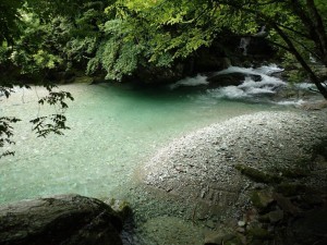 21番・ラストチャンスのプール。11号台風の影響でツインプールがシングルに_0718