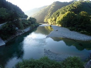 出合橋の穏やか朝_0911