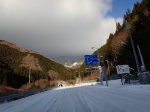 194号線・寒風山トンネル高知側出入り口付近_0120