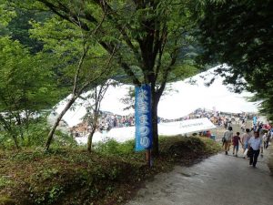 巨大テントの「氷室まつり」_0717