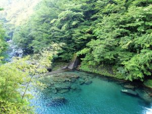 一号(旧)堰堤に陽が入り・・_0731